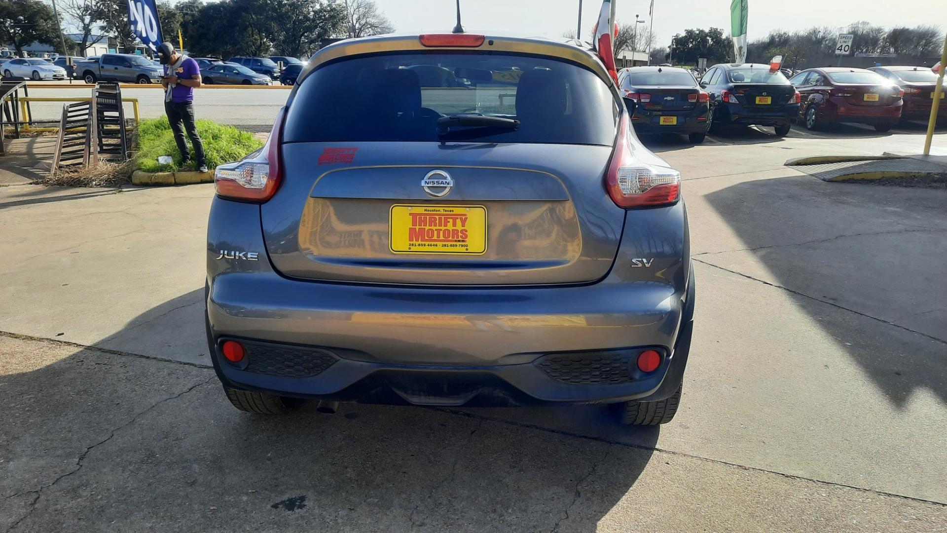 2015 Nissan Juke (JN8AF5MR5FT) , located at 16710 Clay Rd., Houston, TX, 77084, (281) 859-7900, 29.834864, -95.656166 - Photo#4